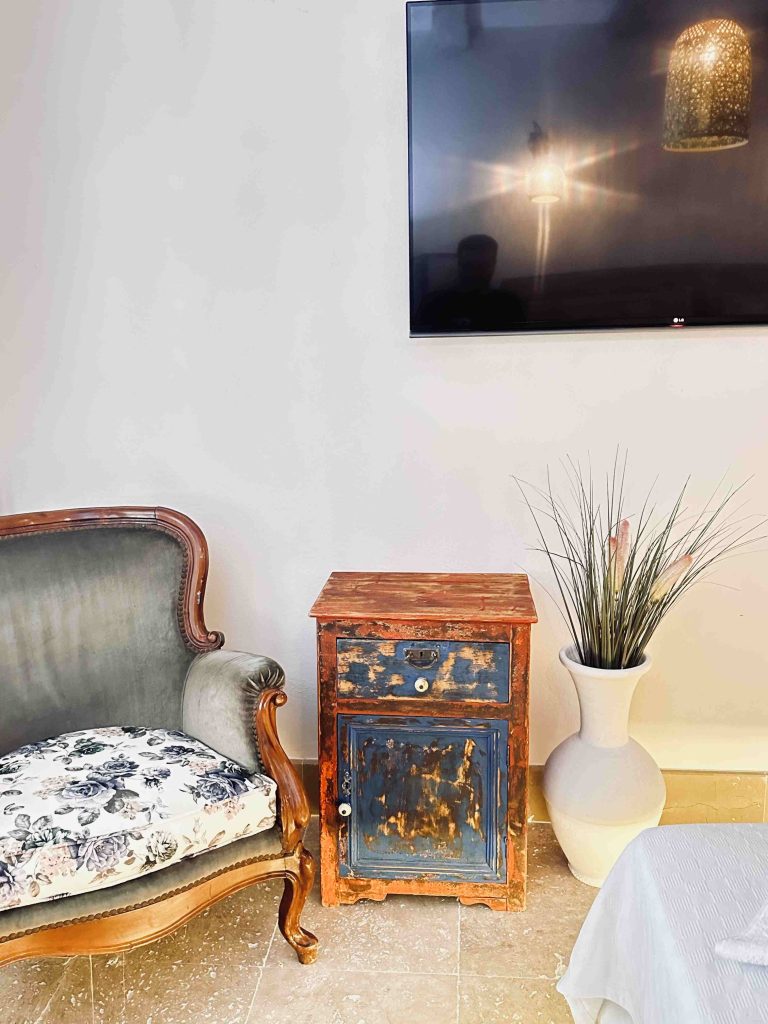 16 SATSUMA DELUXE ROOM