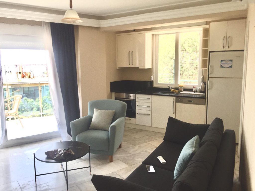 3 no DENİZ MANZARALI APART