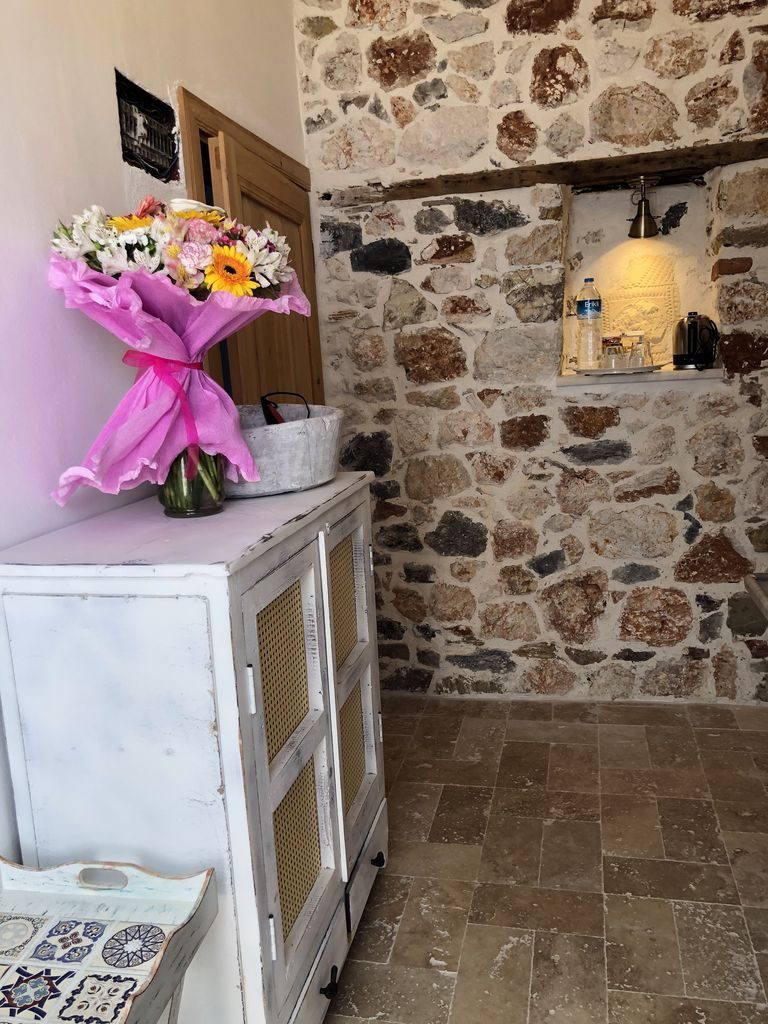 10 BITTER ORANGE DELUXE ROOM
