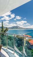 no 4 SEA VIEW APARTMENT