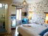 7 KLEMENTIN DELUXE ROOM