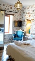 7 KLEMENTIN DELUXE ROOM