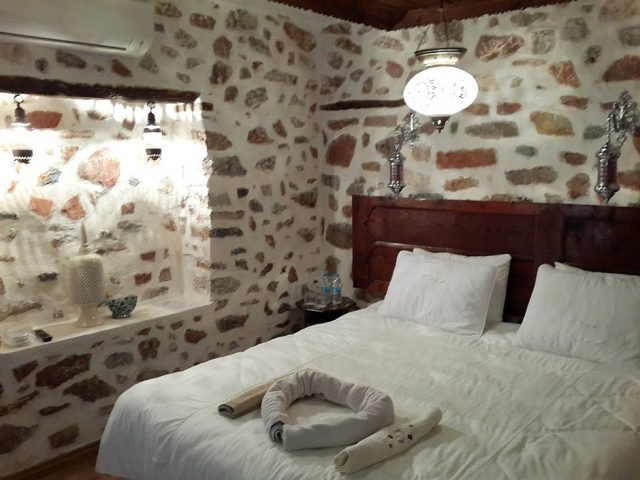 3 BOUGAINVILLEA STANDART ROOM