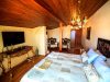 8 LEMON ROYAL SUIT ROOM