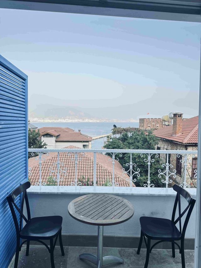 23 PORTAKAL ÇİÇEĞİ KRAL ODASI