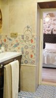 1 BERGAMOT DELUXE ROOM